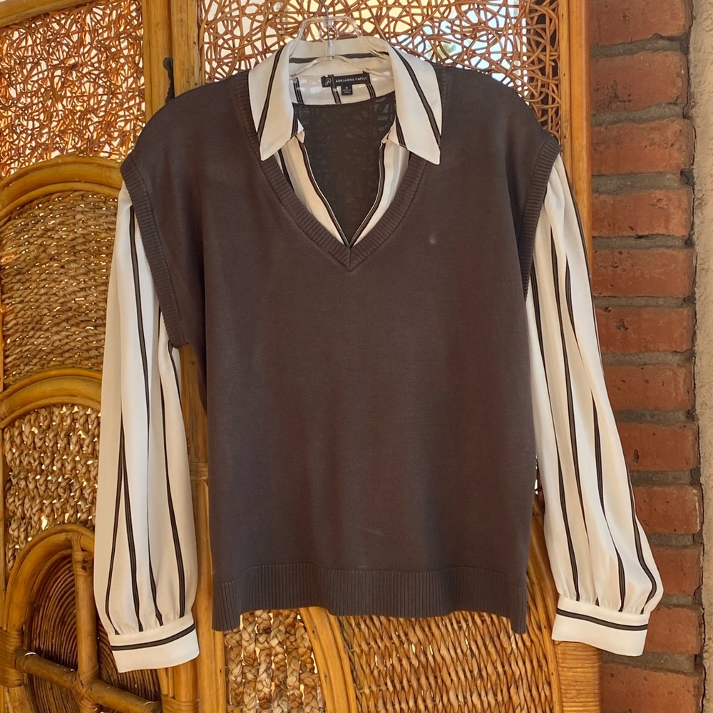 Adrianna Papell Woman’s V-Neck Brown Sweater Blouse Versatile
